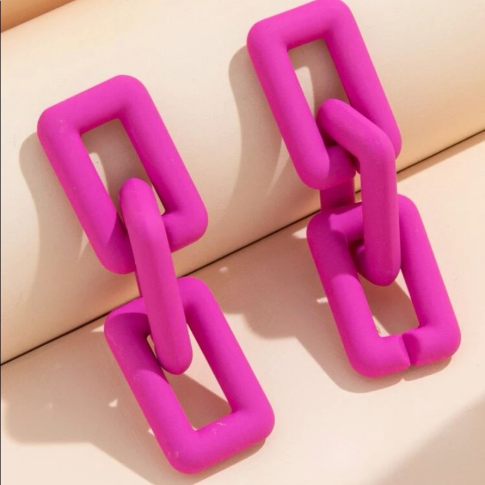 Link earrings